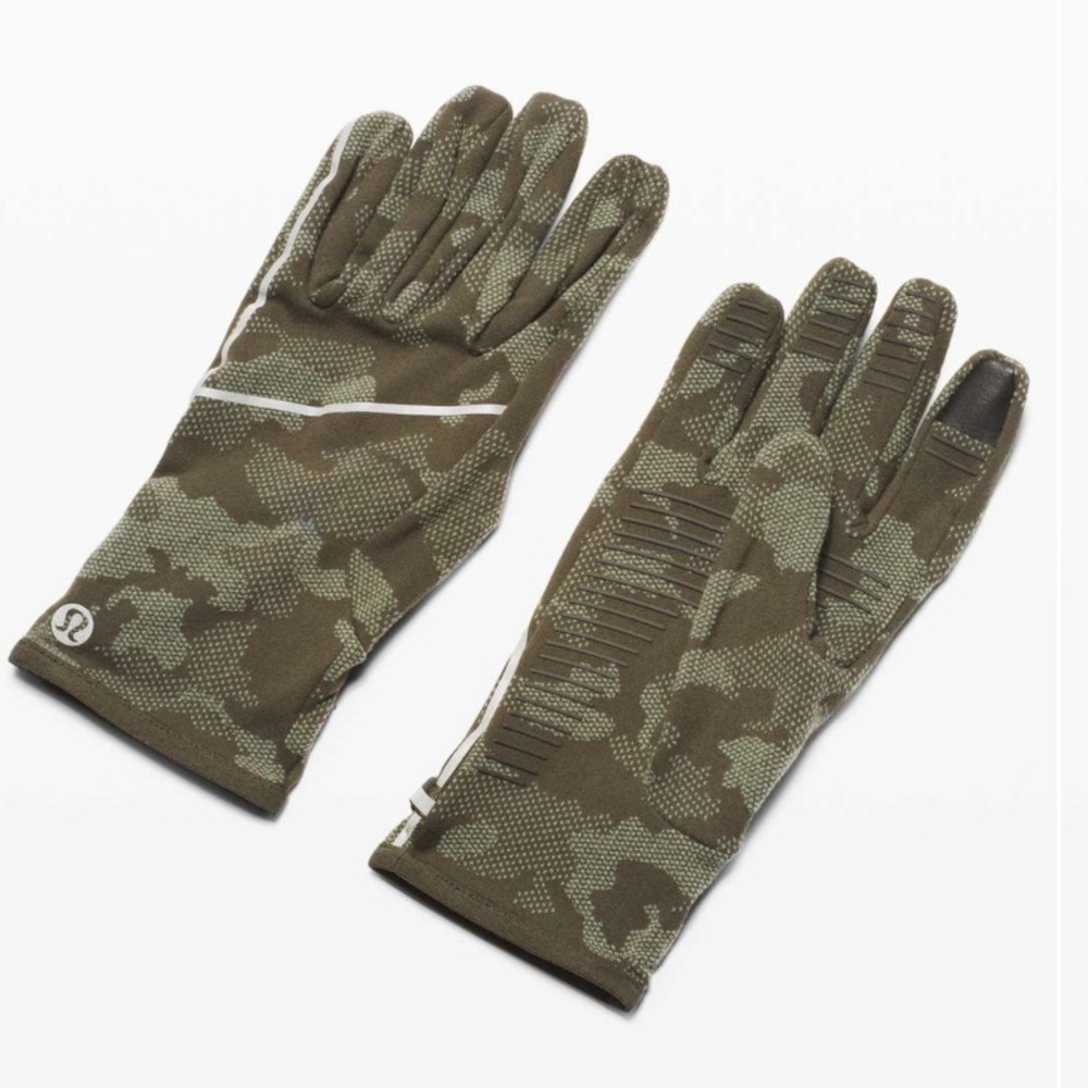 Lululemon Cold Terrain Run Gloves
Heritage Camo Dark Olive Green Twill